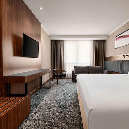 Ramada By Wyndham Gaziantep Hotel Exterior foto