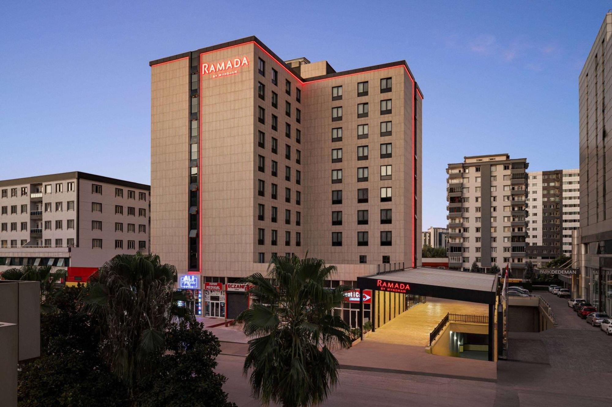 Ramada By Wyndham Gaziantep Hotel Exterior foto